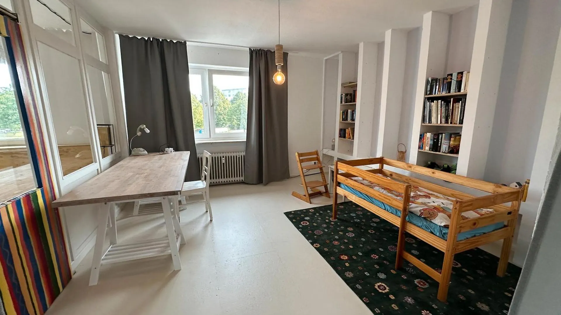 Gemuetliches Film-Loft-Atelier Apartment Hamburg Germany