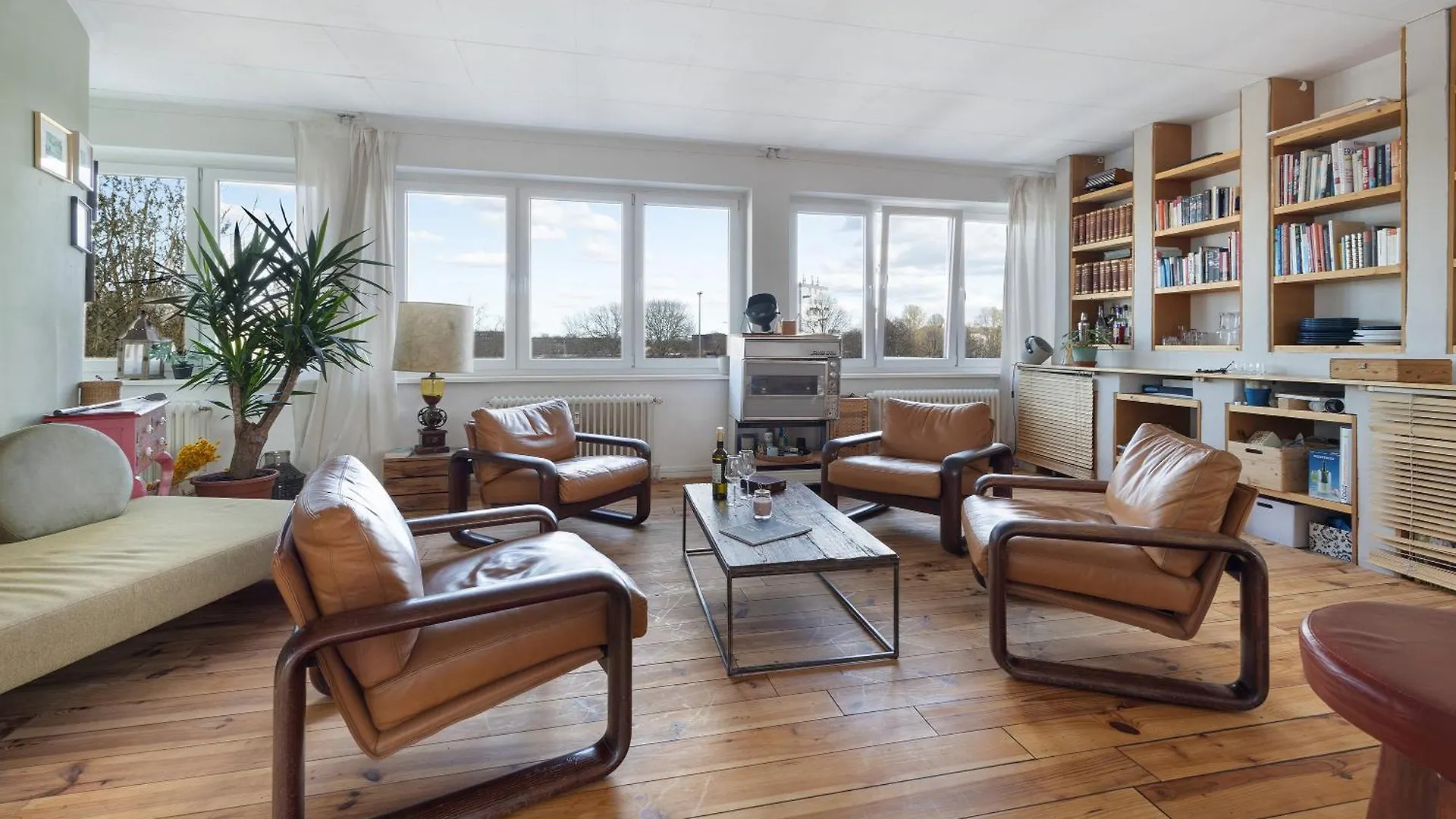 Gemuetliches Film-Loft-Atelier Apartment Hamburg Germany
